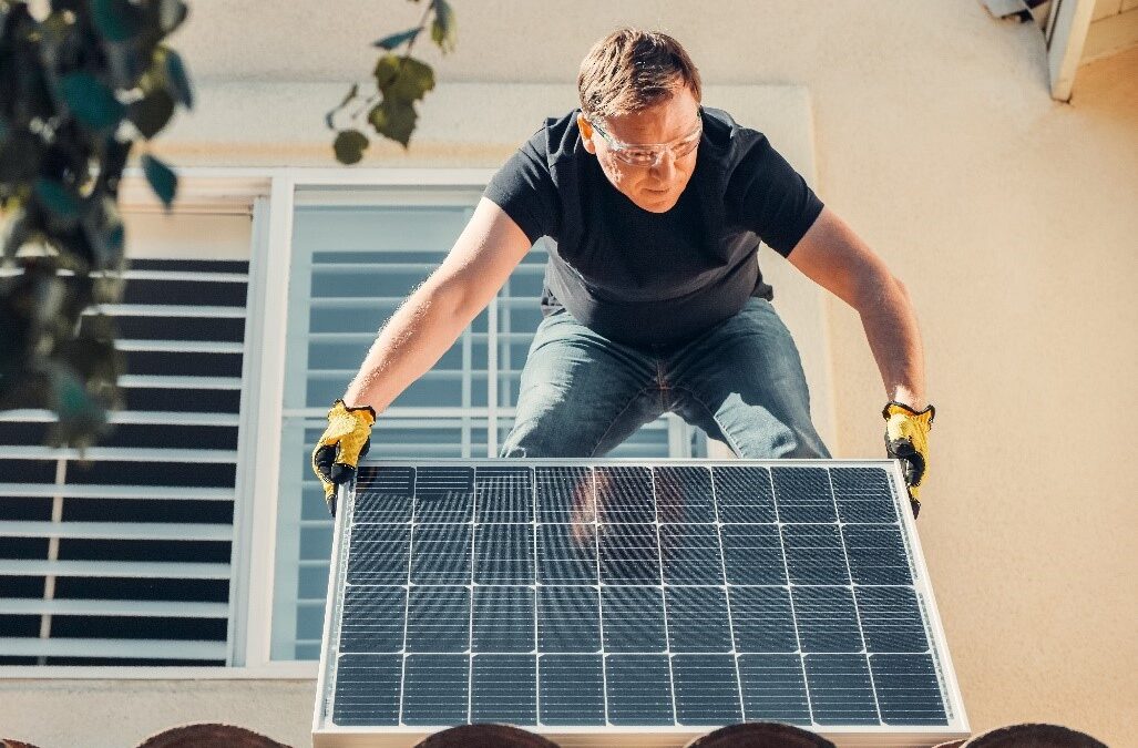 DIY Solar: How to Start & Earn Profits